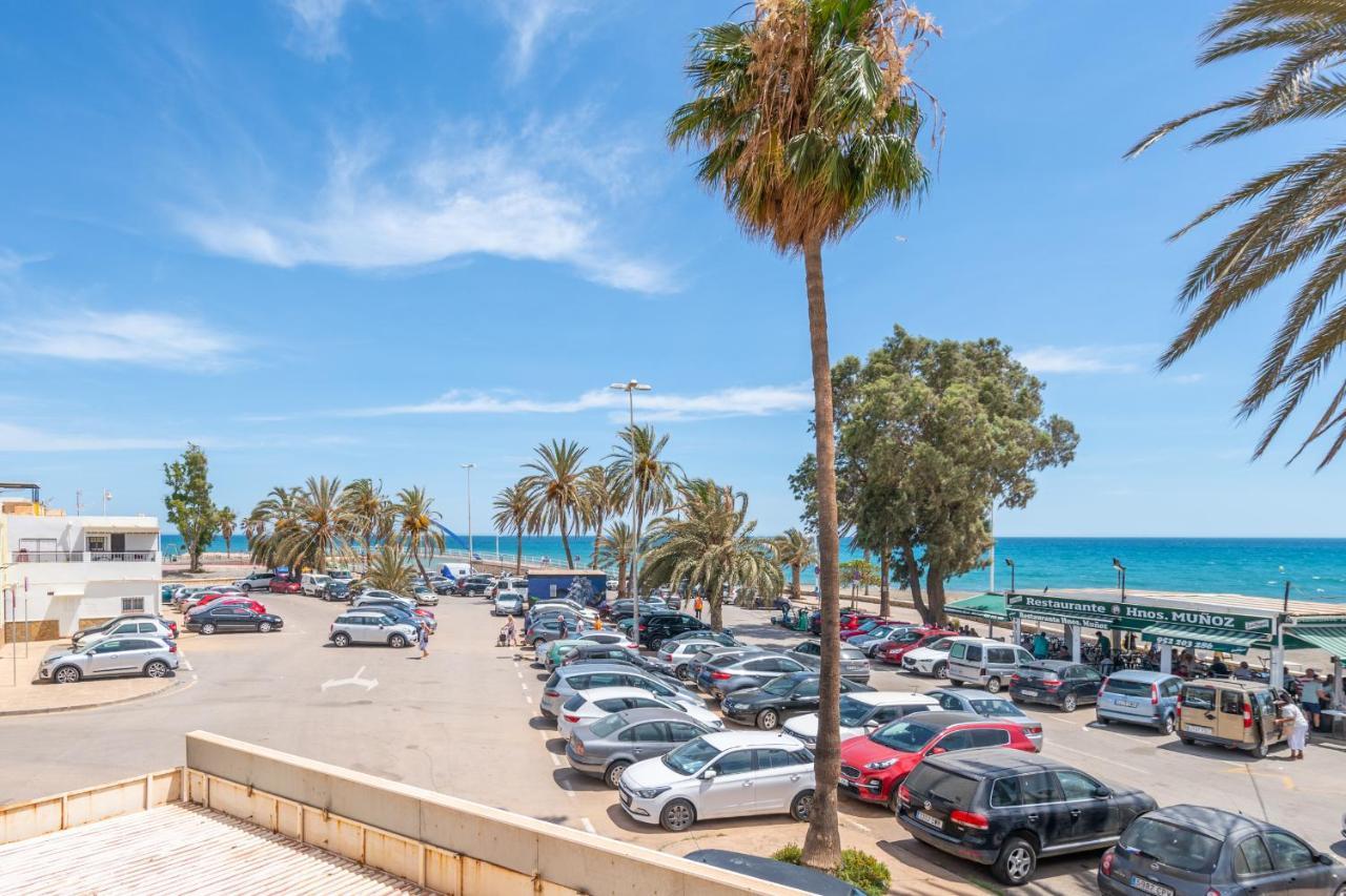 Renthas Pedregalejo Beach Apartments Μάλαγα Εξωτερικό φωτογραφία