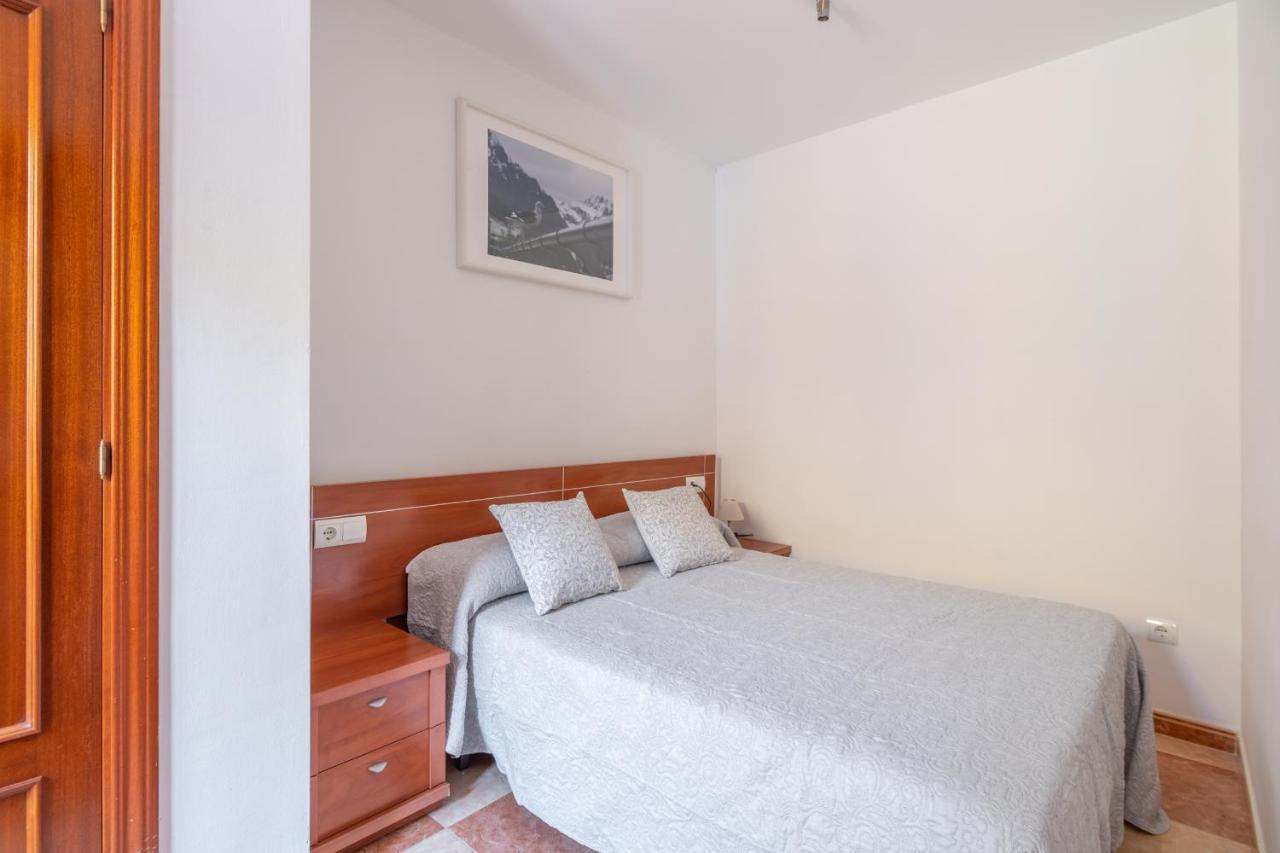 Renthas Pedregalejo Beach Apartments Μάλαγα Εξωτερικό φωτογραφία